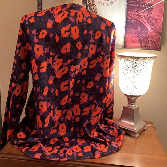 Multicoloured Surplice Top - Picture 6 of 6